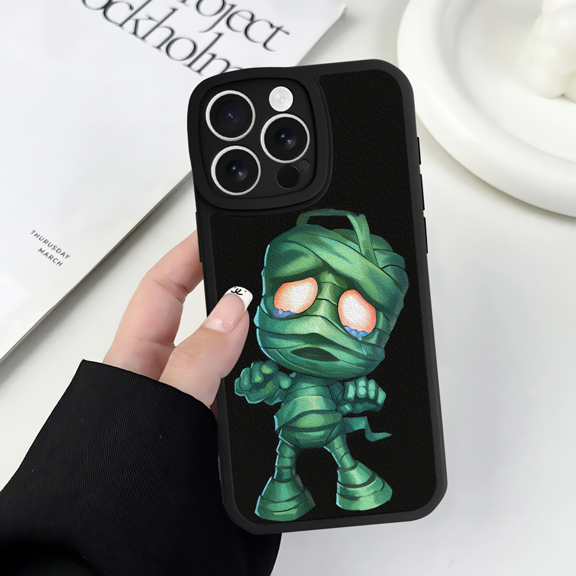 リーグ・オブ・レジェンド League of Legends LOL 【iPhone 16シリーズ対応】シリコンスマホケース（レザー調） 材質：シリコン